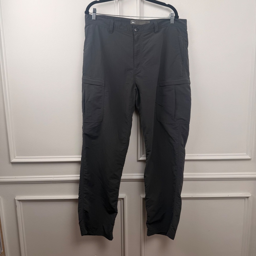 REI Co-op Mens Cargo Hiking Pants Gray Nylon Straight Leg 38W x 32L Outdoor